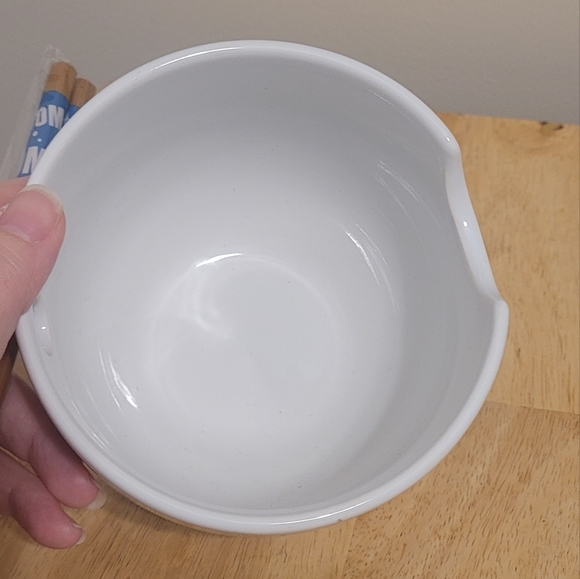 NWOT Star Wars Ramen Bowl with Chopsticks - Picture 4 of 7